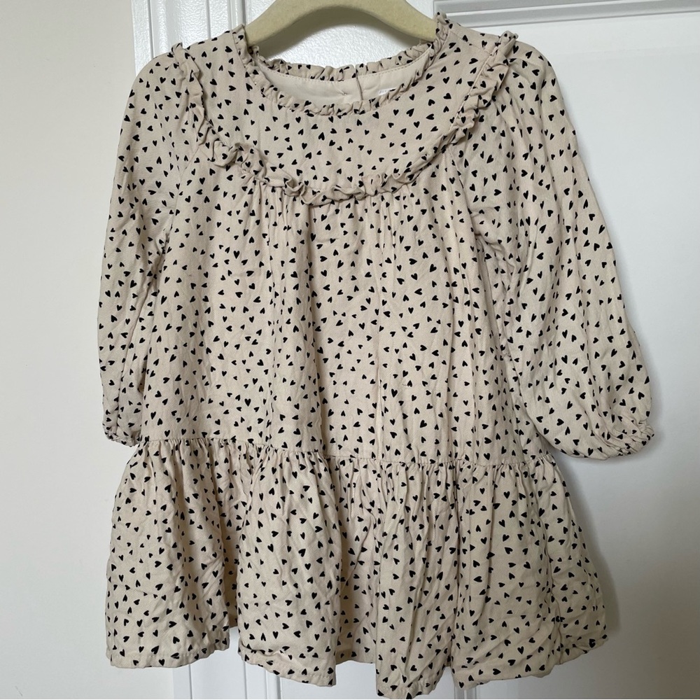 Baby Gap Ruffle Tiered Dress with Hearts Size 12-18 Months Girls